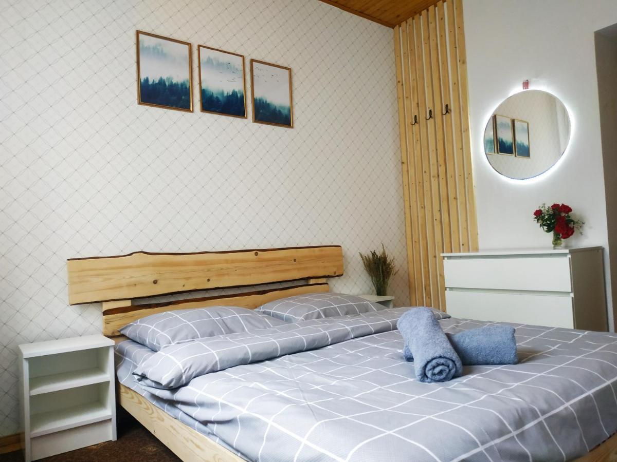Ніч Над Карпатами Hotel Slavske Buitenkant foto