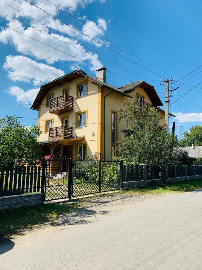Ніч Над Карпатами Hotel Slavske Buitenkant foto
