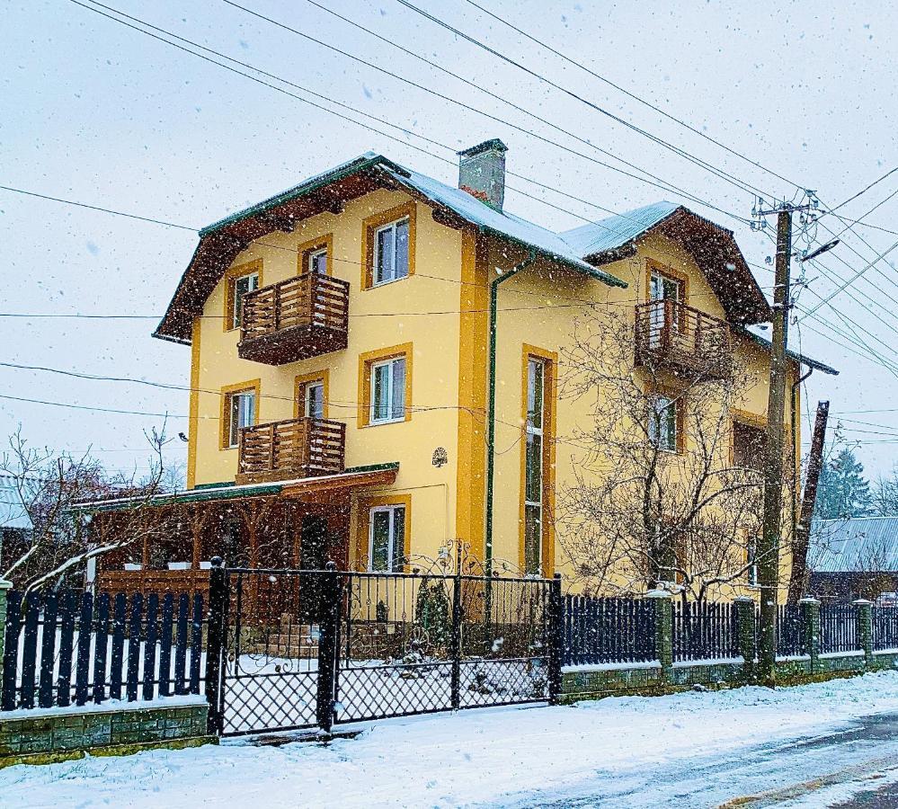 Ніч Над Карпатами Hotel Slavske Buitenkant foto