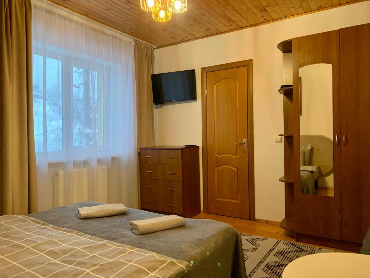 Ніч Над Карпатами Hotel Slavske Buitenkant foto
