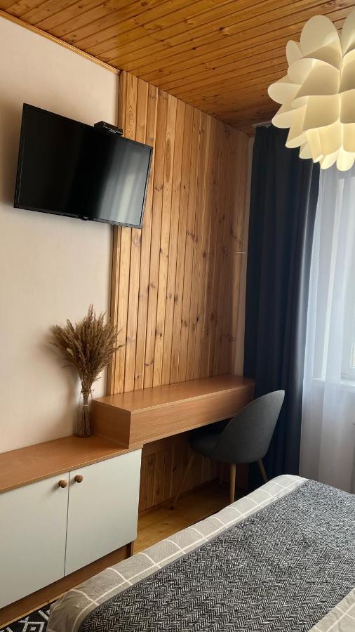Ніч Над Карпатами Hotel Slavske Buitenkant foto